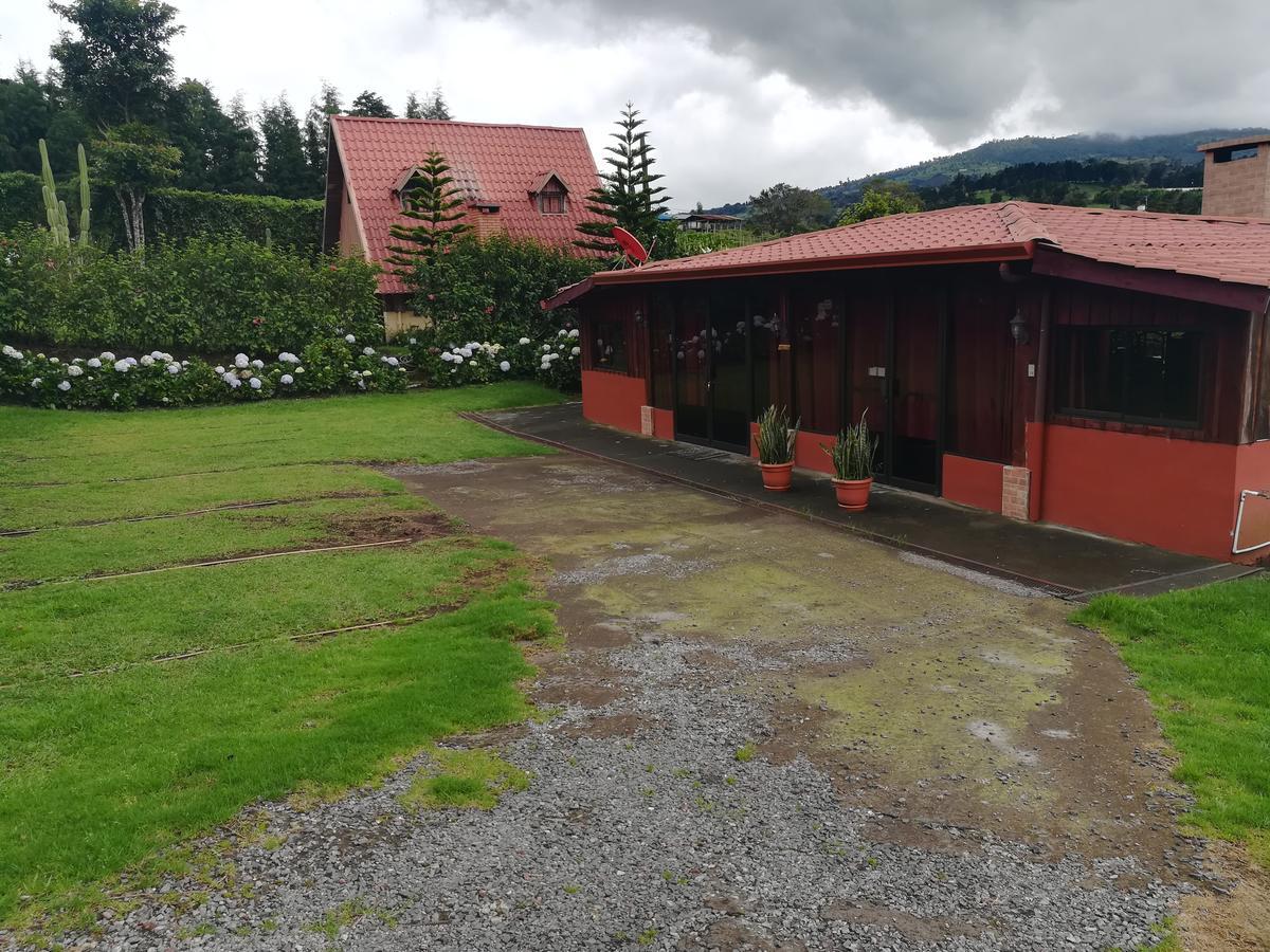 Hotel Chalets Los Volcanes Fraijanes Buitenkant foto
