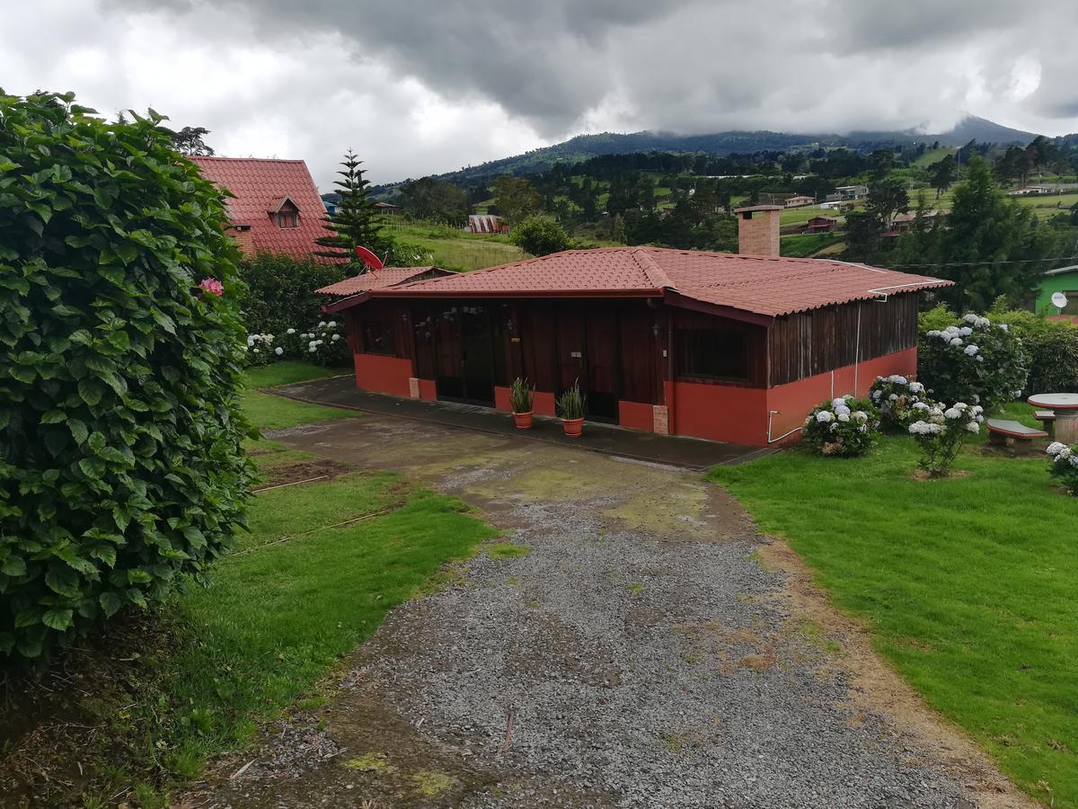 Hotel Chalets Los Volcanes Fraijanes Buitenkant foto