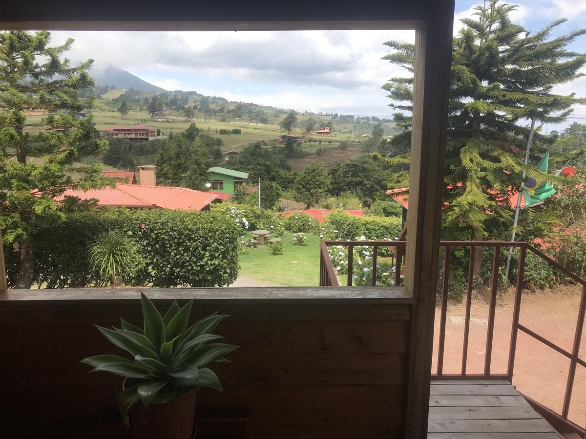 Hotel Chalets Los Volcanes Fraijanes Buitenkant foto