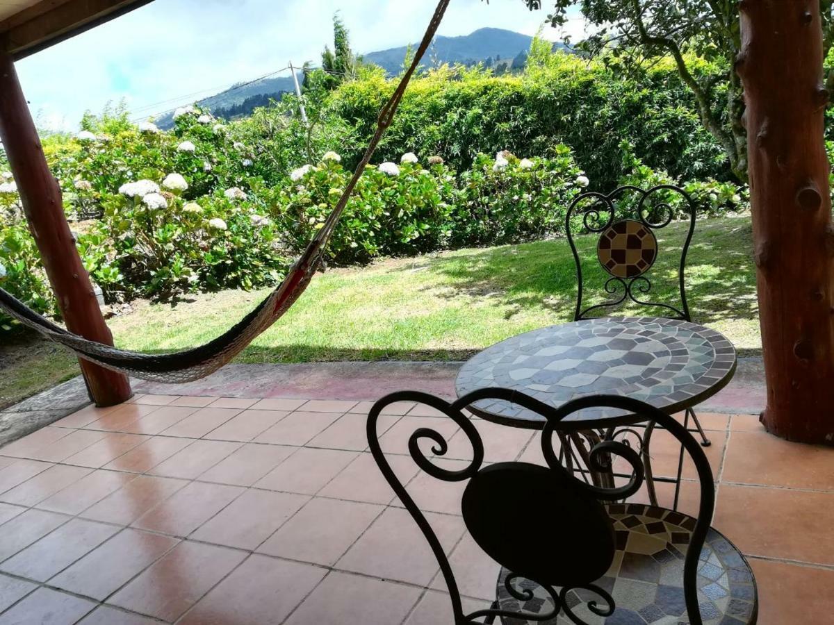 Hotel Chalets Los Volcanes Fraijanes Buitenkant foto