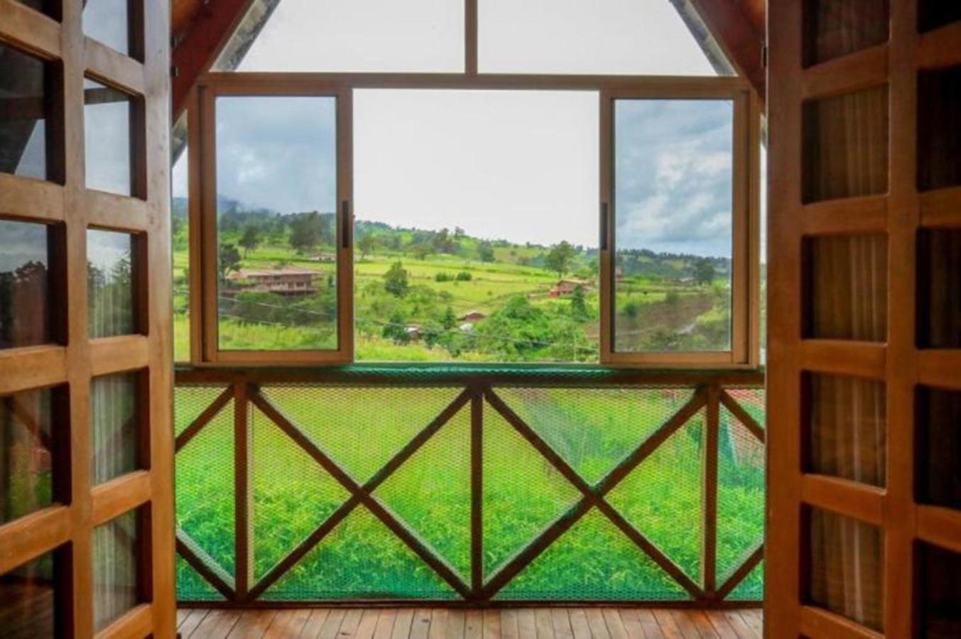 Hotel Chalets Los Volcanes Fraijanes Buitenkant foto